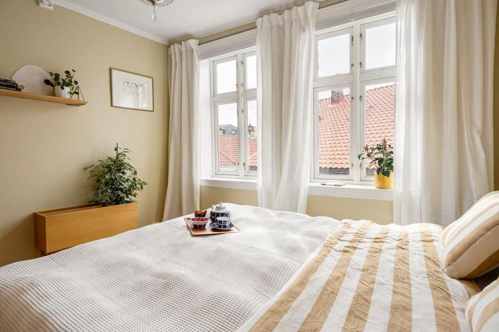 Vila Det Lille Rode Huset Ved Floibanen Bergen Exteriér fotografie