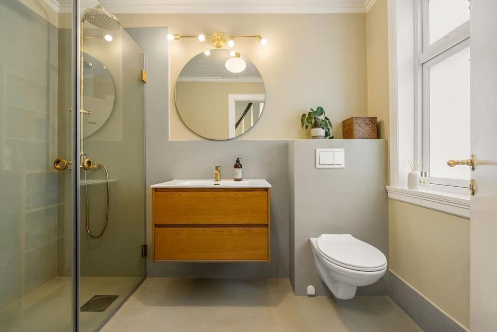 Vila Det Lille Rode Huset Ved Floibanen Bergen Exteriér fotografie